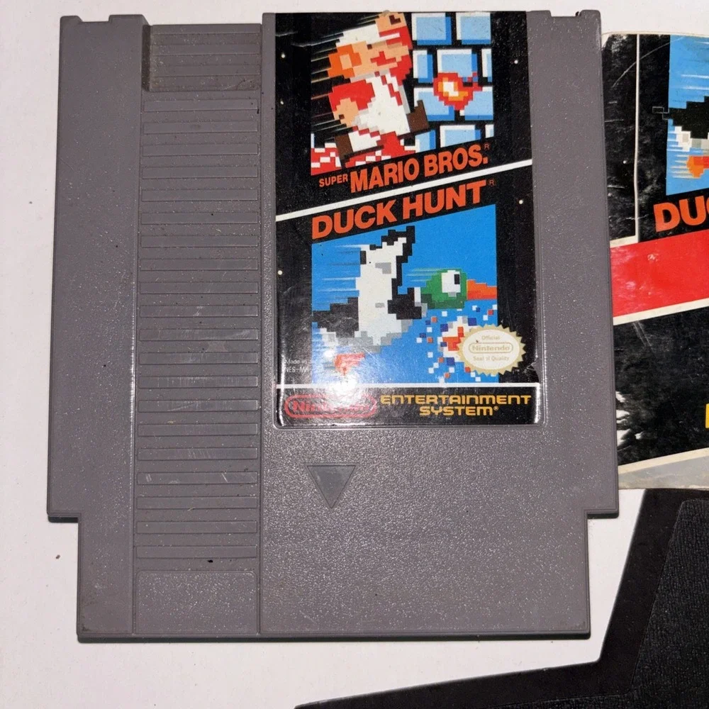 Vtg. Nintendo NES Super Mario‎ Bros. / Duck Hunt Game W Manual ( 1985 )